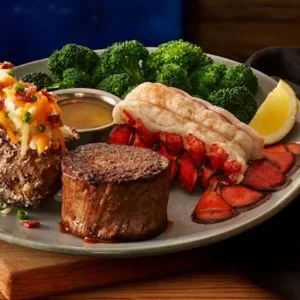 outback-steakhouse-13-oz-ribeye-&-shrimp-menu-items