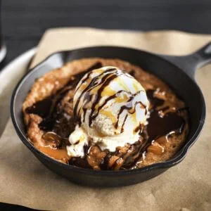outback-steakhouse-salted-caramel-cookie-skillet-menu-items